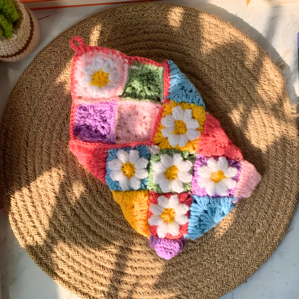 Daisy Granny Square Kindle Sleeve