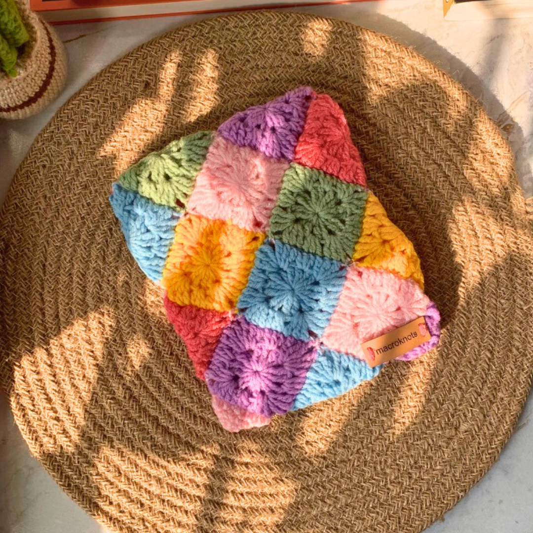 Daisy Granny Square Kindle Sleeve