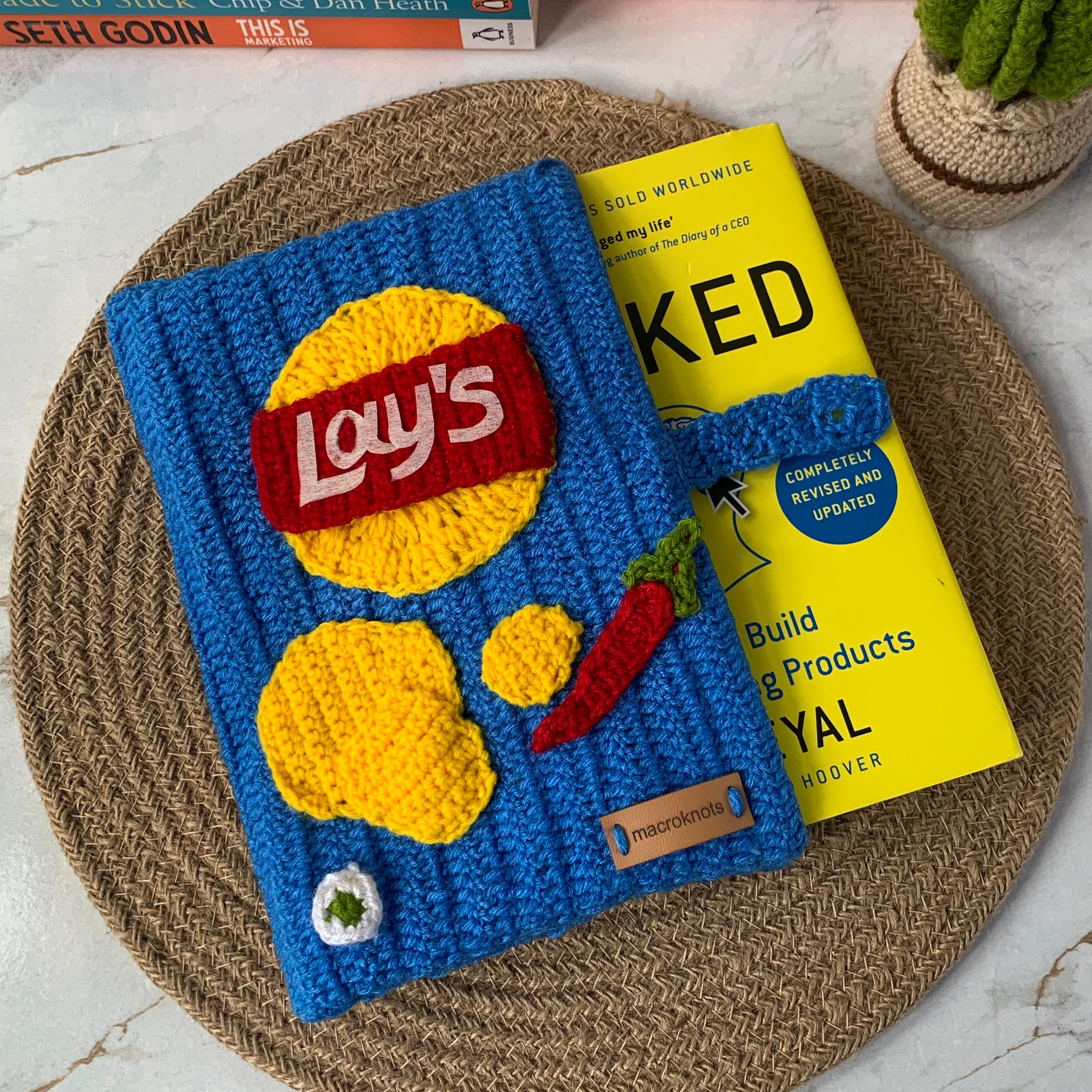 Blue Lay's Sleeve
