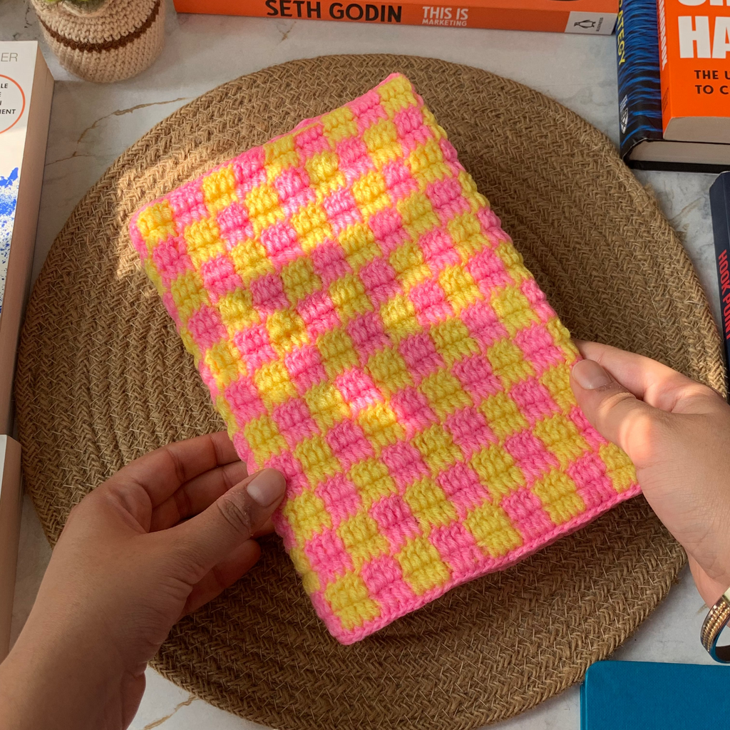 Pink Lemonade Gingham Book Cover
