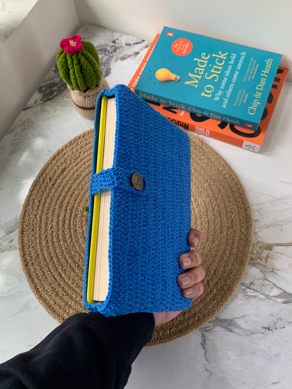 Blue Lay's Sleeve